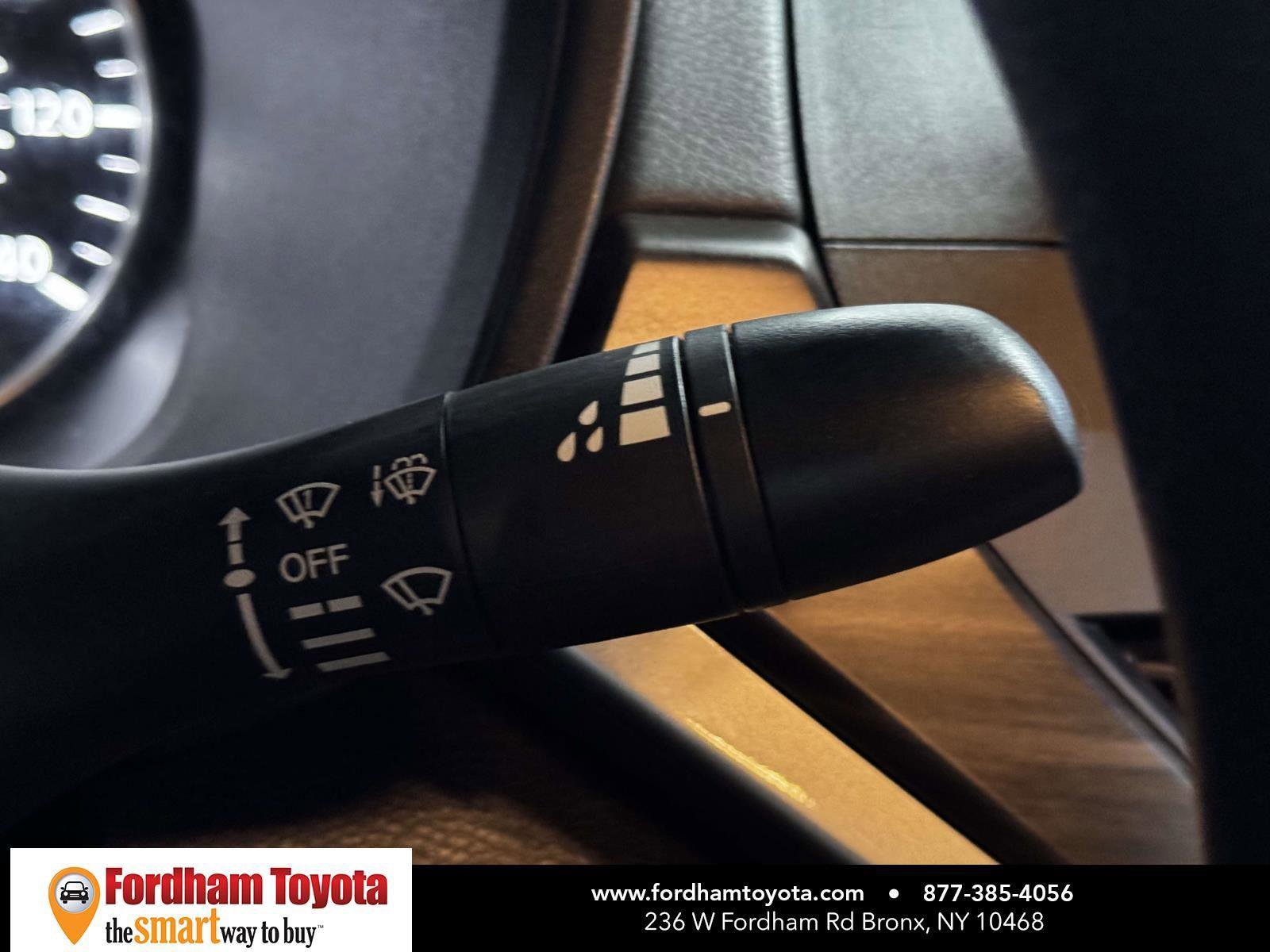 Used 2024 Nissan Altima 2.5 SV FWD image 21