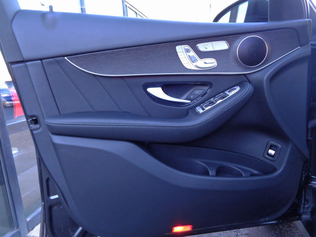 Used 2022 Mercedes-Benz GLC 300 4MATIC image 14