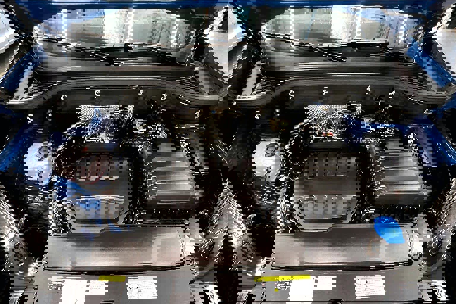 Used 2025 Volkswagen Atlas SEL Premium R-Line image 12