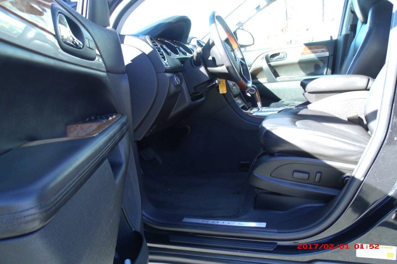 Used 2012 Buick Enclave Leather FWD image 11
