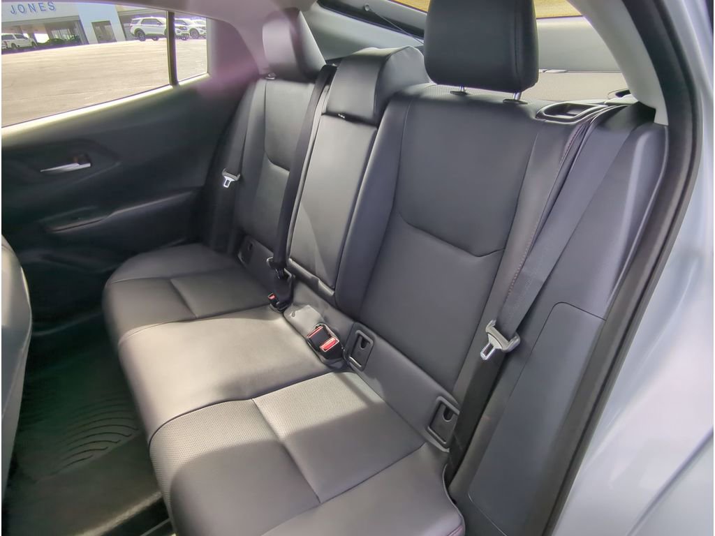 Used 2025 Toyota Prius Plug-In Hybrid image 25