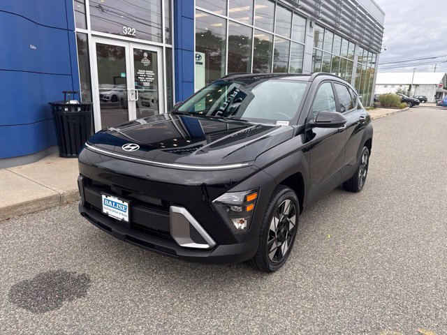 Certified 2024 Hyundai Kona SEL w/ Convenience Package AWD/4WD image 2