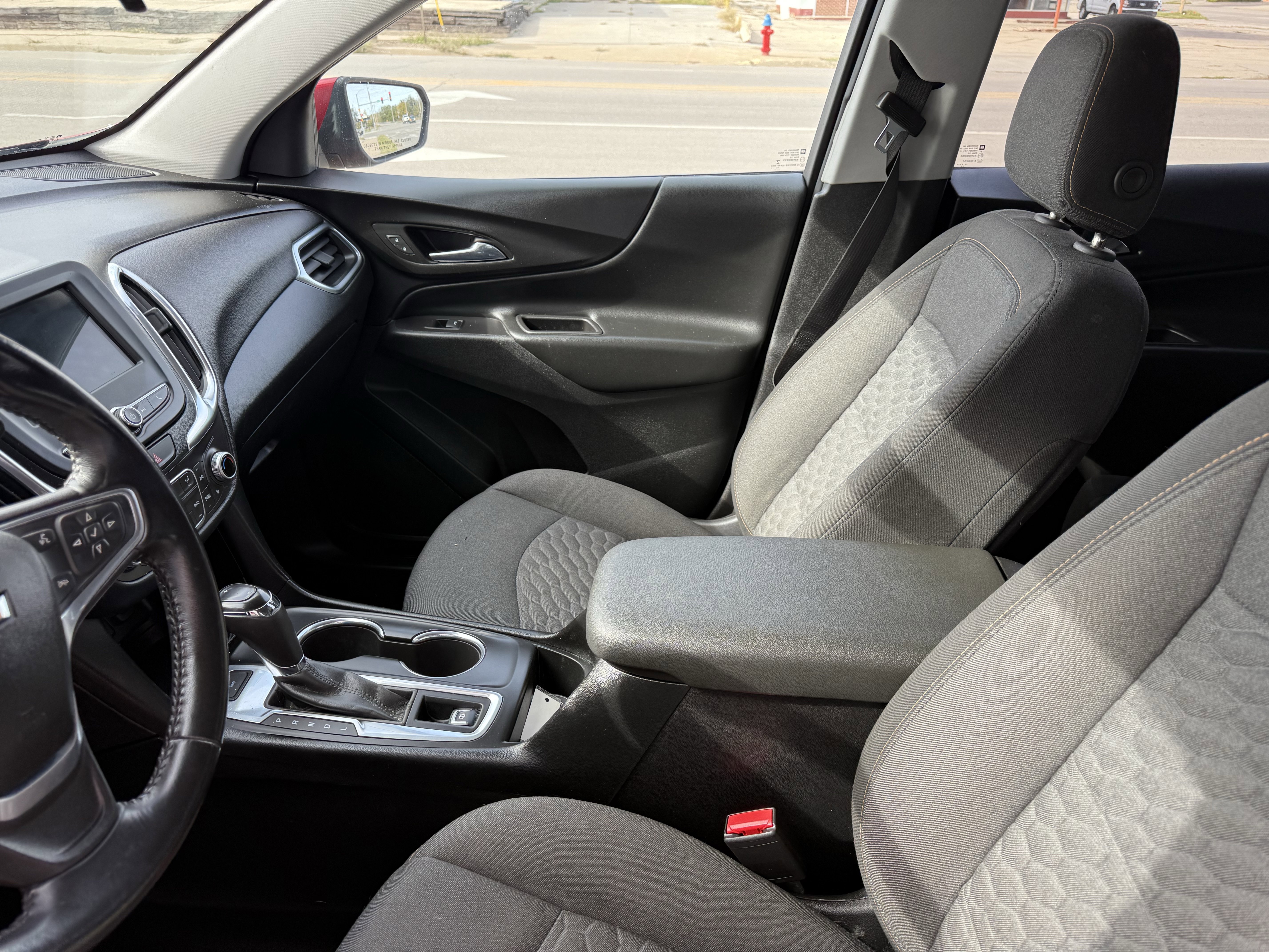 Used 2019 Chevrolet Equinox LT image 20