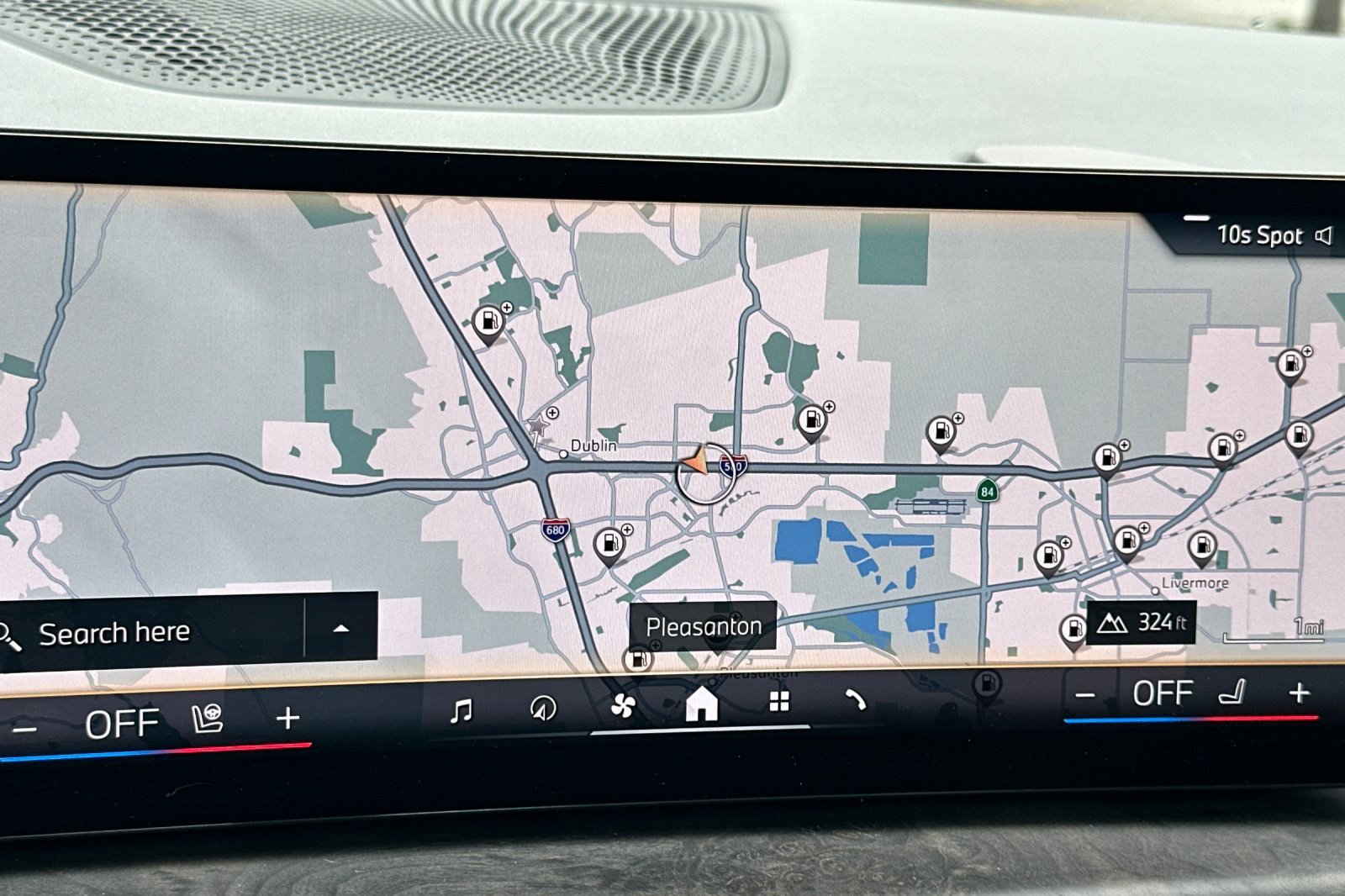 Used 2026 BMW X7 xDrive40i image 24