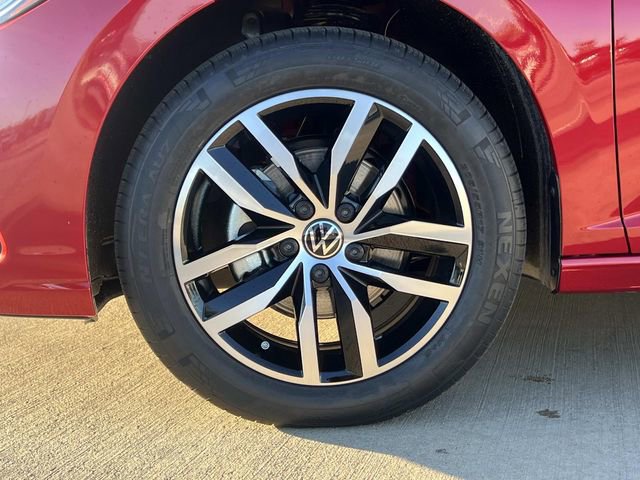 New 2026 Volkswagen Jetta SE image 6