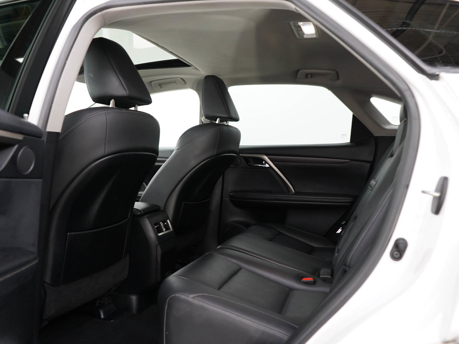 Used 2022 Lexus RX 350 AWD w/ Premium Package image 18
