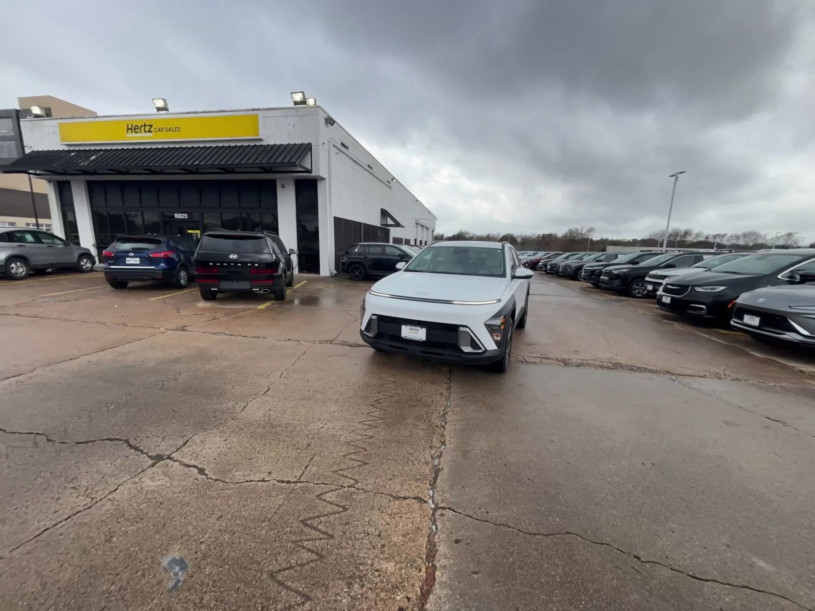 Used 2025 Hyundai Kona SEL image 16