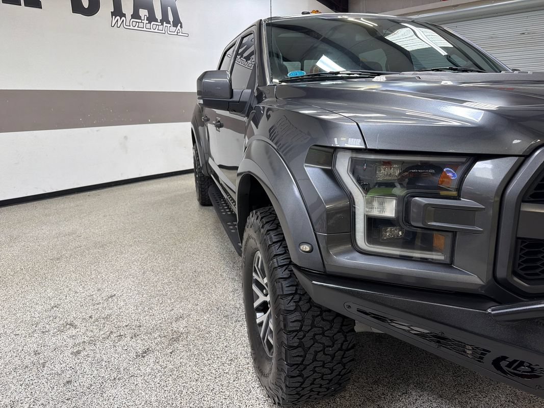 Used 2018 Ford F150 Raptor w/ Equipment Group 802A Luxury AWD/4WD image 14