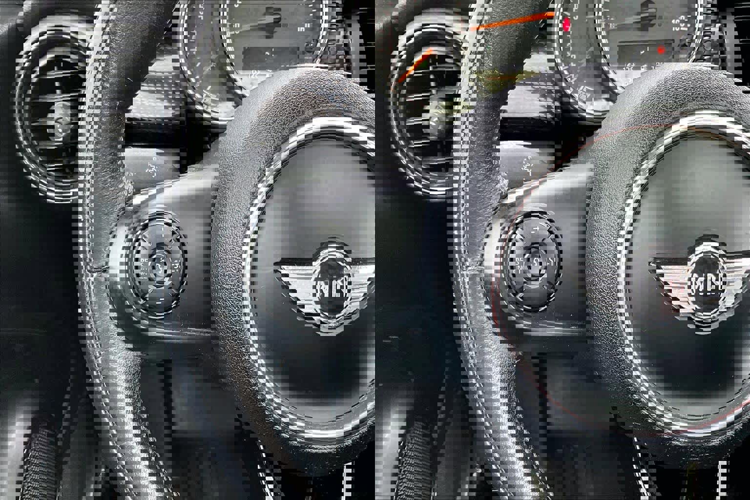 Used 2017 MINI Cooper S image 24