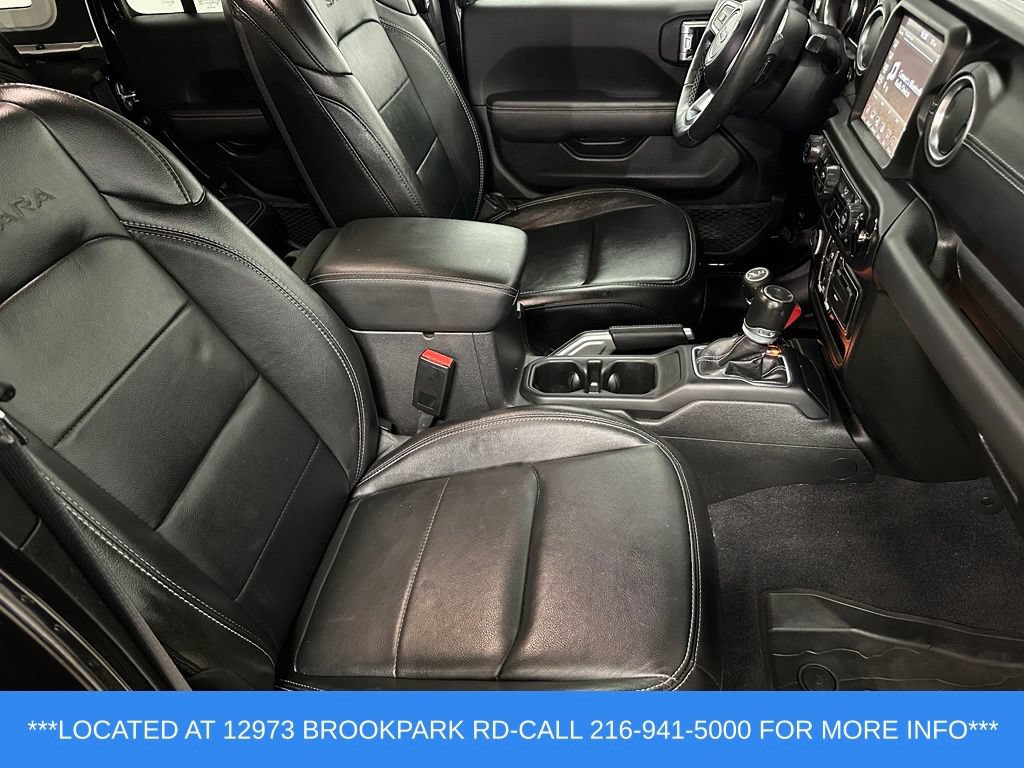 Used 2022 Jeep Wrangler Unlimited Sahara w/ LED Lighting Group AWD/4WD image 23