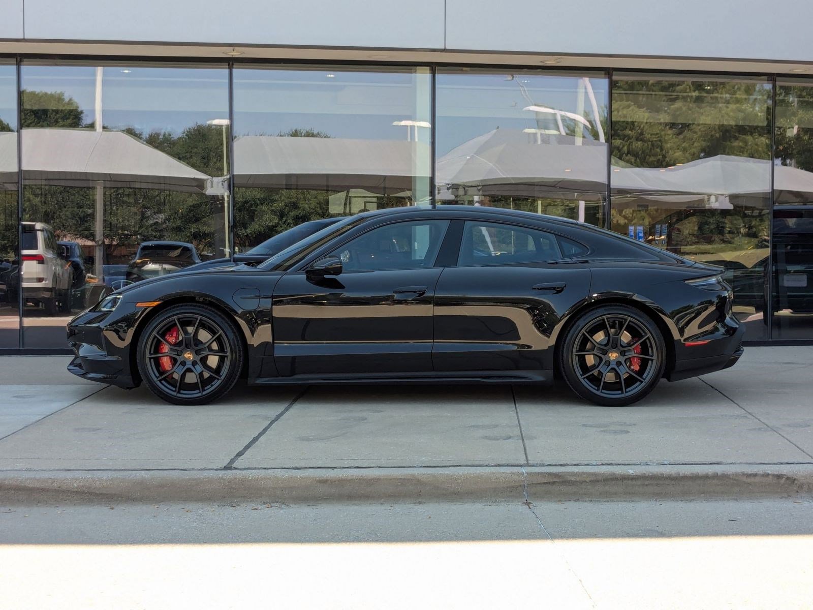 New 2026 Porsche Taycan GTS AWD/4WD image 2