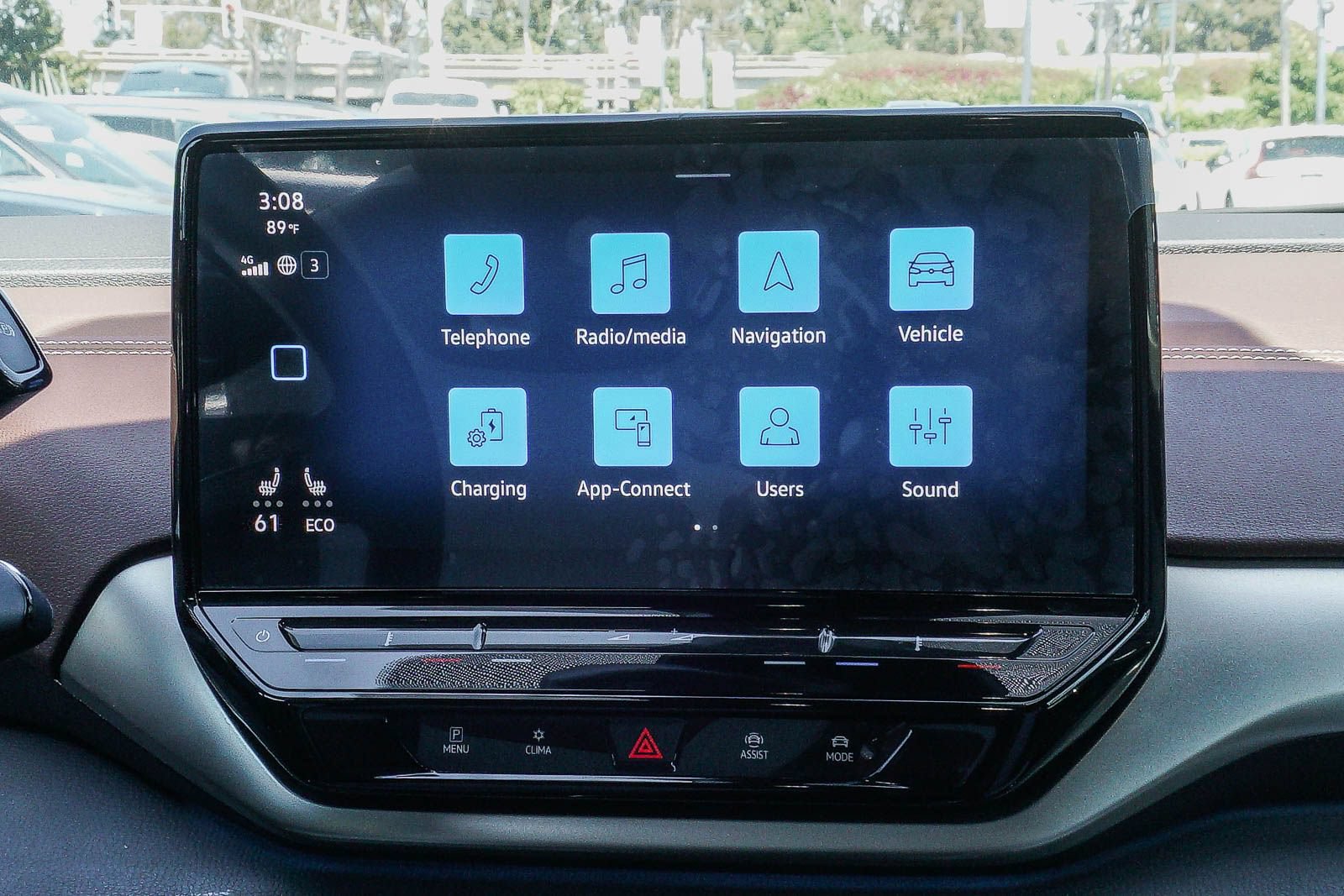 Certified 2023 Volkswagen ID.4 Pro AWD/4WD image 15