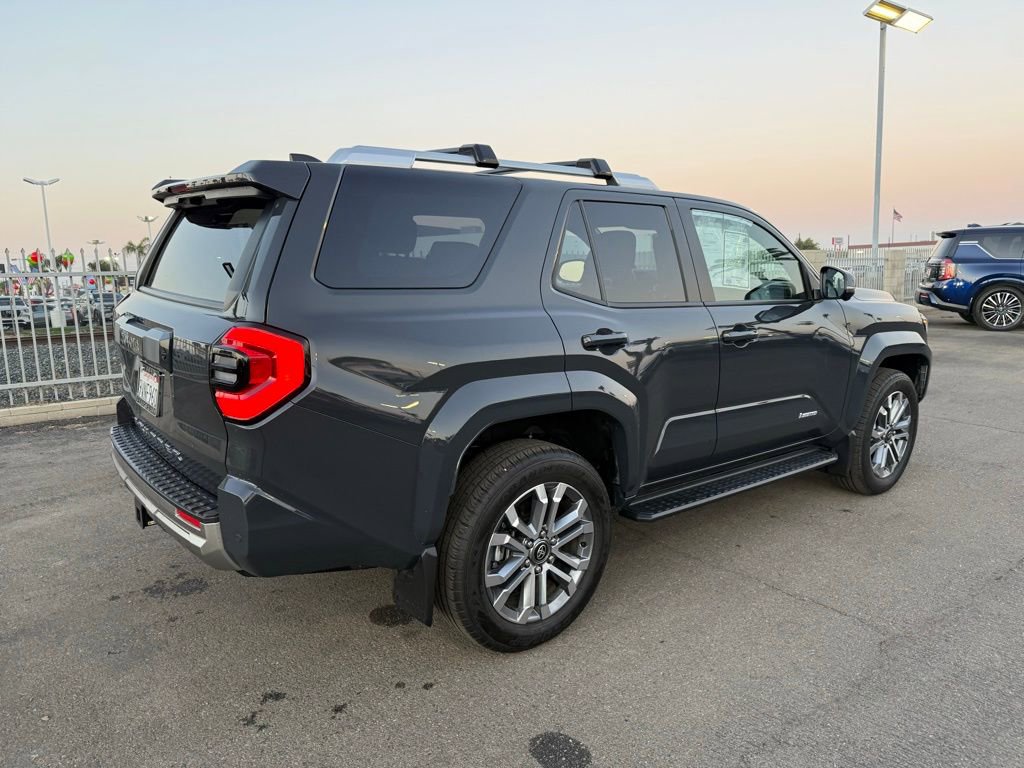 Used 2025 Toyota 4Runner Limited image 6