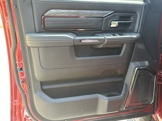 New 2026 RAM 2500 Limited AWD/4WD image 11