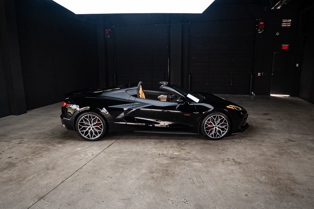 Used 2023 Chevrolet Corvette Stingray Premium Cpe w/ Engine Appearance Package RWD image 13