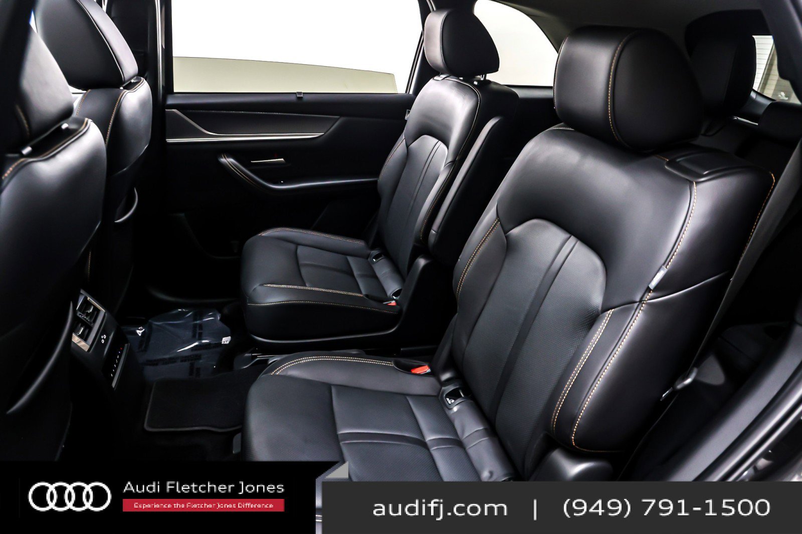 Used 2024 MAZDA CX-90 Plug-In Hybrid w/ Premium Pkg image 8