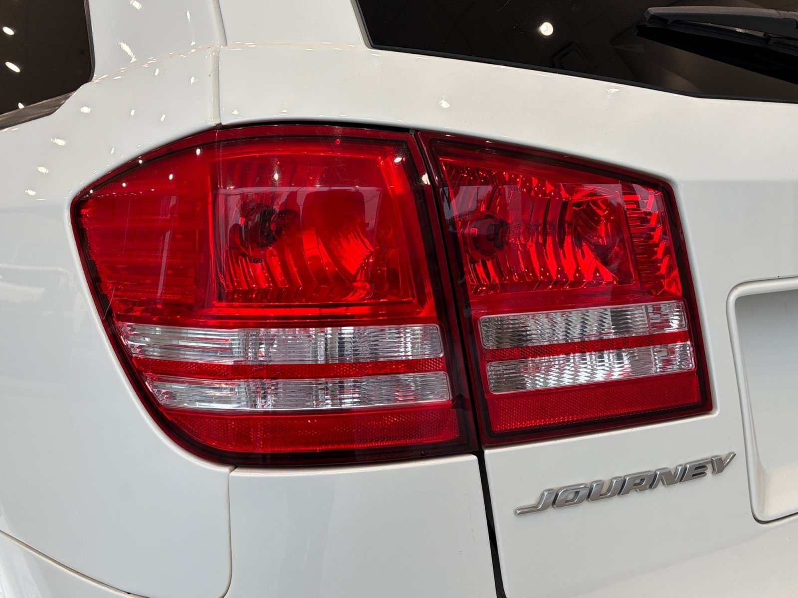 Used 2018 Dodge Journey SE w/ Connectivity Group FWD image 20