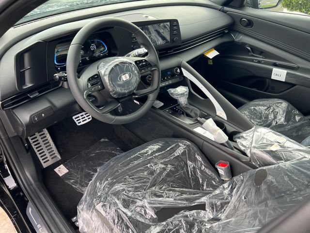 New 2026 Hyundai Elantra Sport FWD image 13