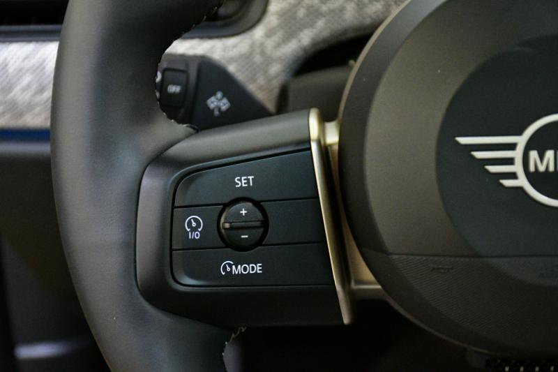 Used 2025 MINI Cooper S image 28