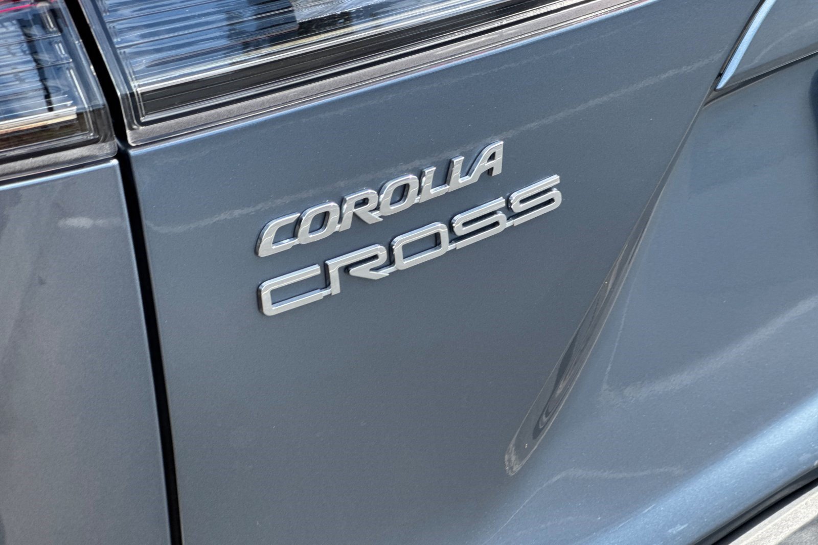 Used 2024 Toyota Corolla Cross XLE w/ Convenience Package AWD/4WD image 38