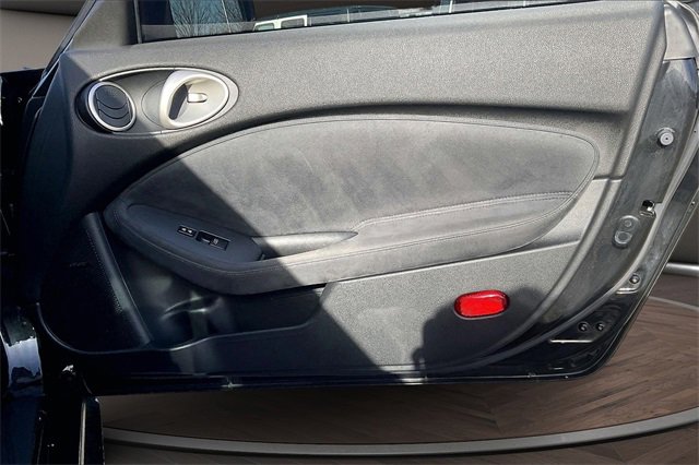 Used 2013 Nissan 370Z Touring w/ Sport Pkg image 19