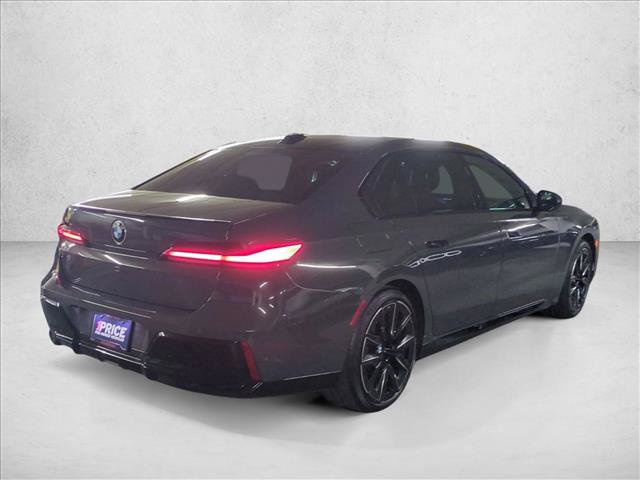 Used 2023 BMW 740i RWD image 5