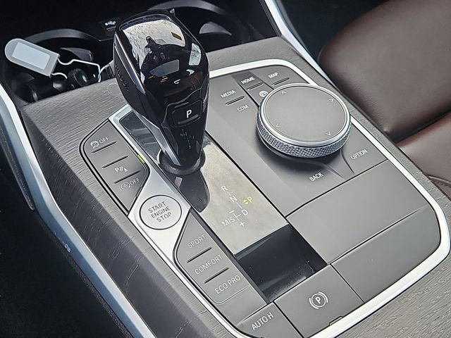 Used 2022 BMW 330i xDrive Sedan w/ Driving Assistance Package image 30