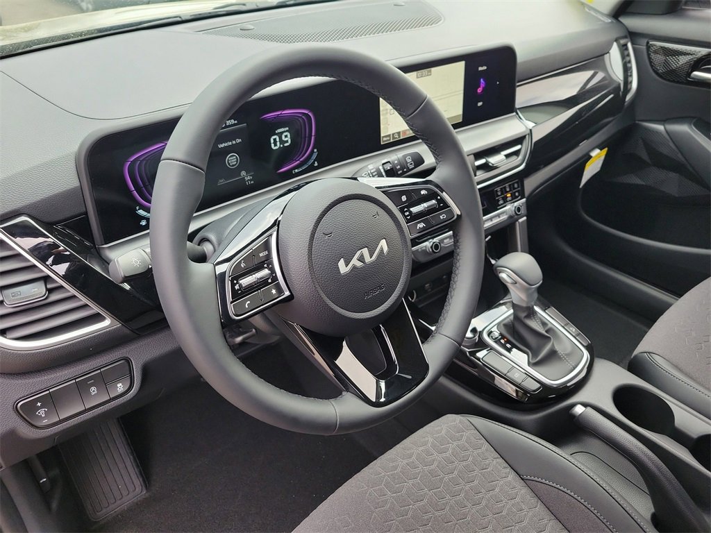 New 2026 Kia Seltos S image 22