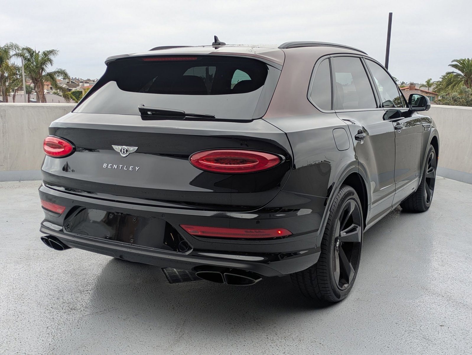 Certified 2025 Bentley Bentayga image 12