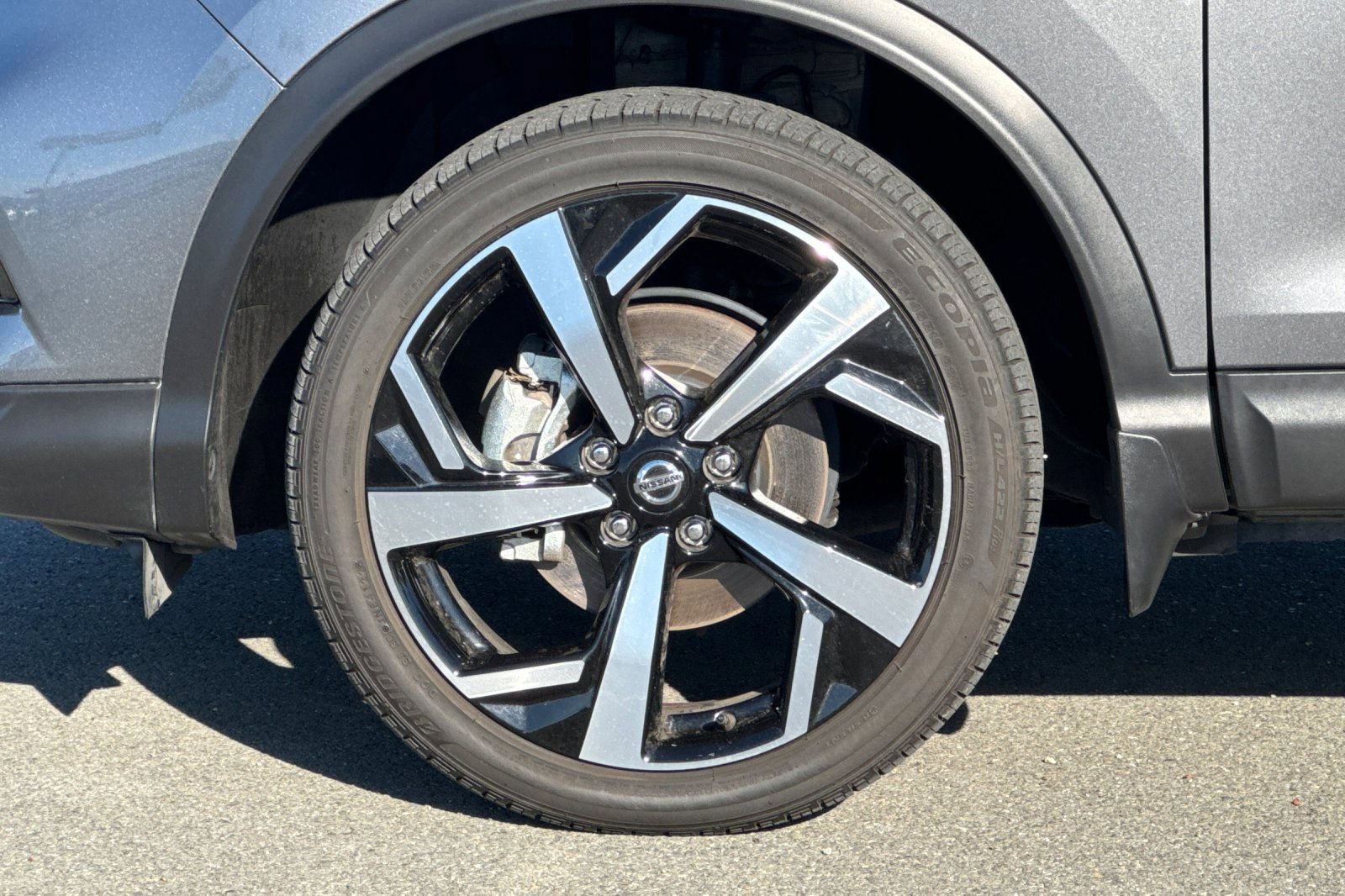 Used 2022 Nissan Rogue Sport SL image 27