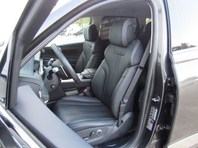 Used 2024 Genesis GV80 2.5T image 17