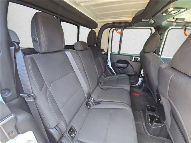 Used 2022 Jeep Gladiator Sport AWD/4WD image 19