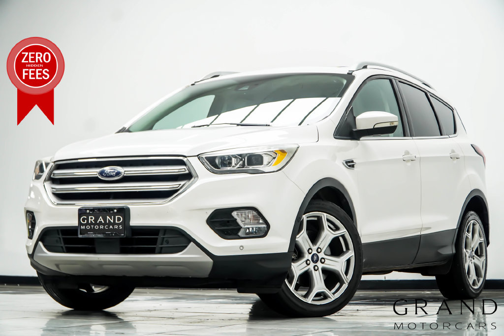 Used 2019 Ford Escape Titanium FWD image 1