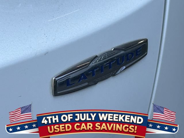 Used 2018 Jeep Renegade Latitude FWD image 4