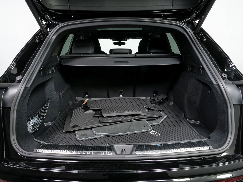 New 2026 Audi SQ5 Premium Plus image 31