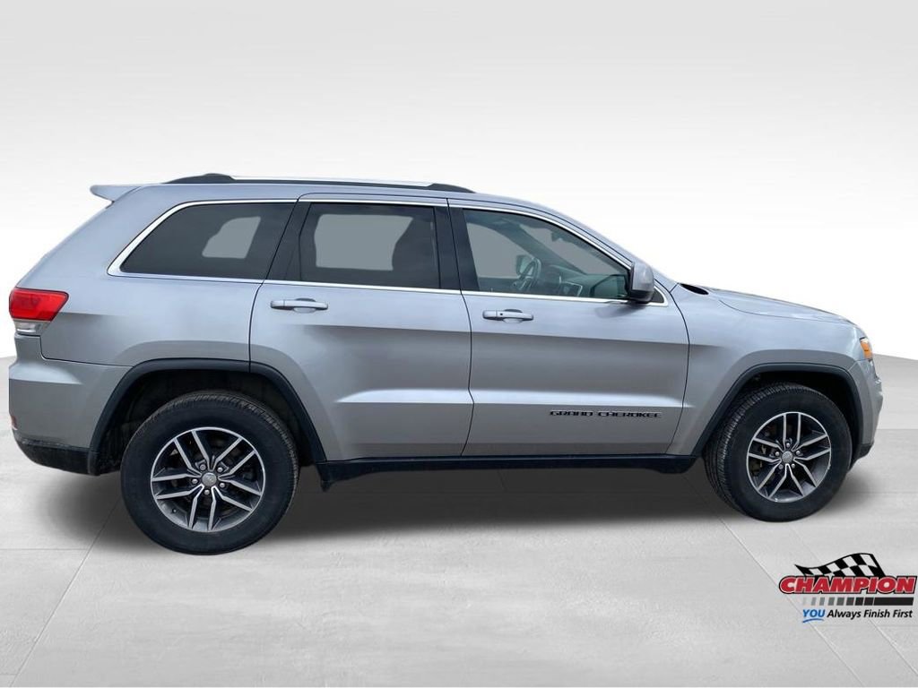 Used 2018 Jeep Grand Cherokee Laredo image 8