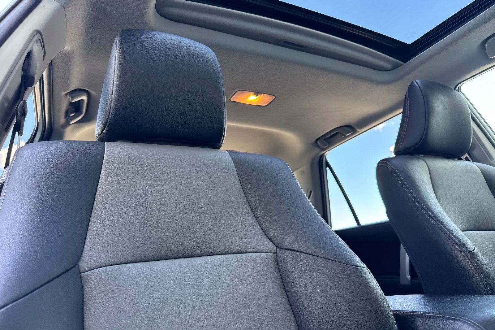 Used 2022 Toyota 4Runner SR5 Premium w/ Moonroof Package image 19