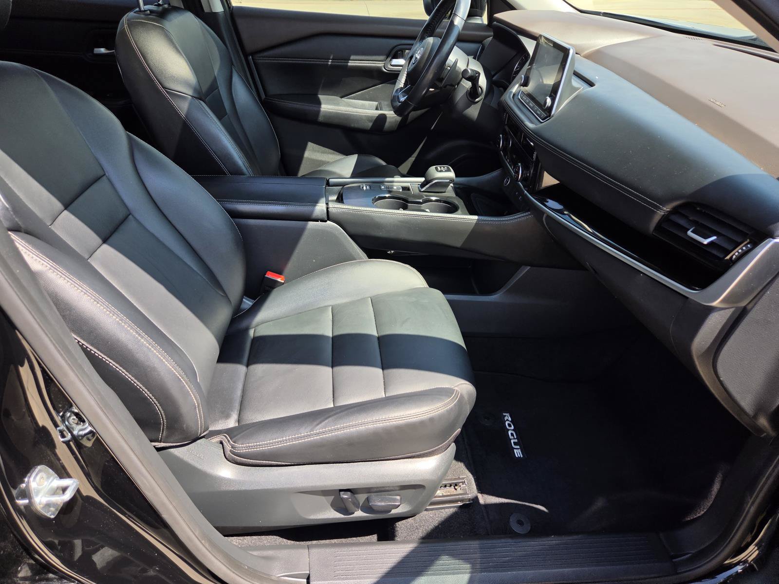 Used 2023 Nissan Rogue SL FWD image 13