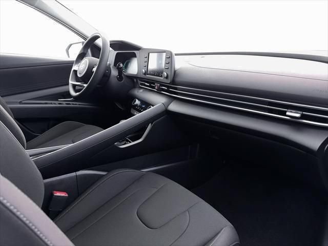 New 2026 Hyundai Elantra Hybrid FWD image 15
