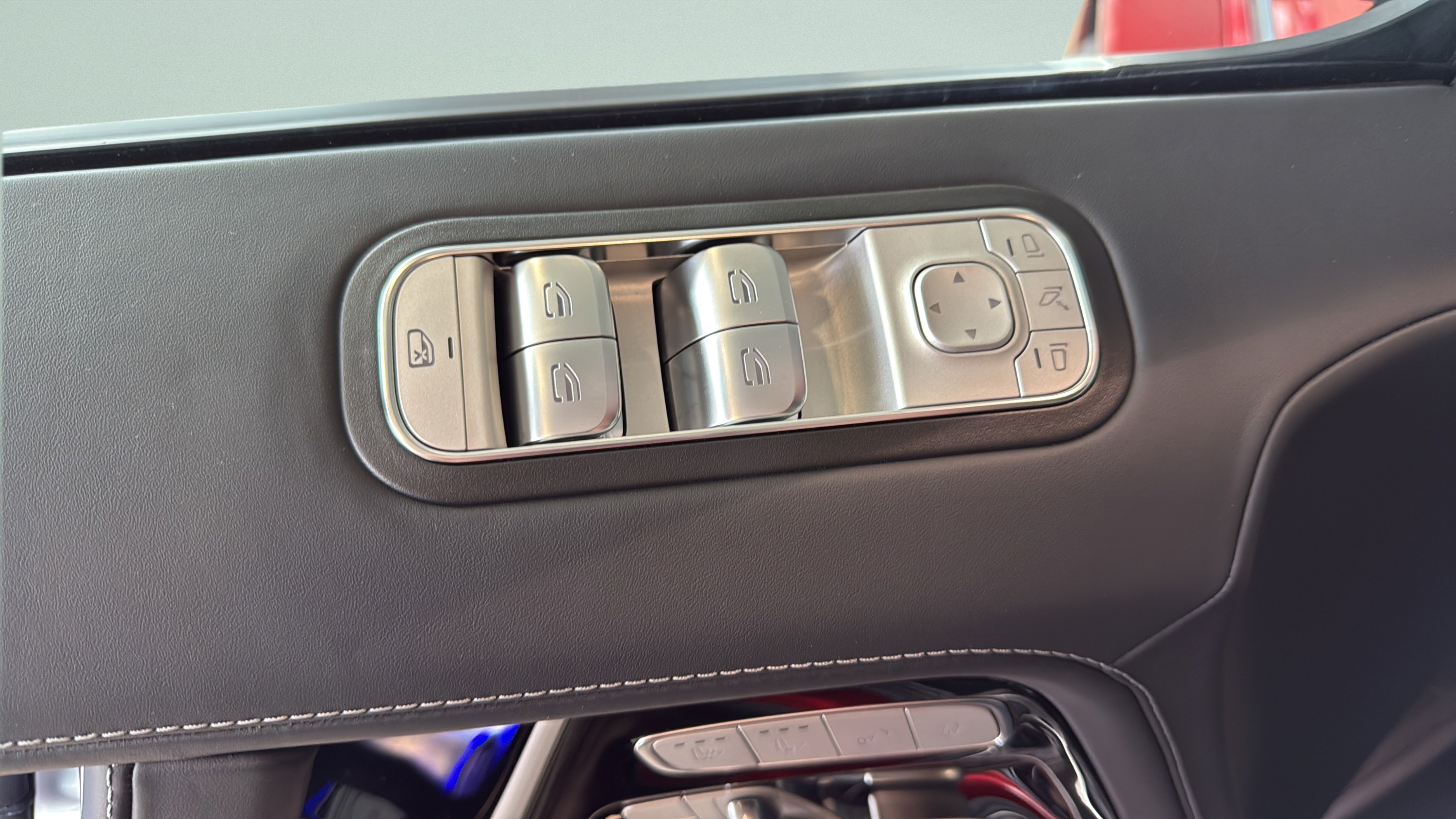 New 2027 Mercedes-Benz G 63 AMG 4MATIC image 12