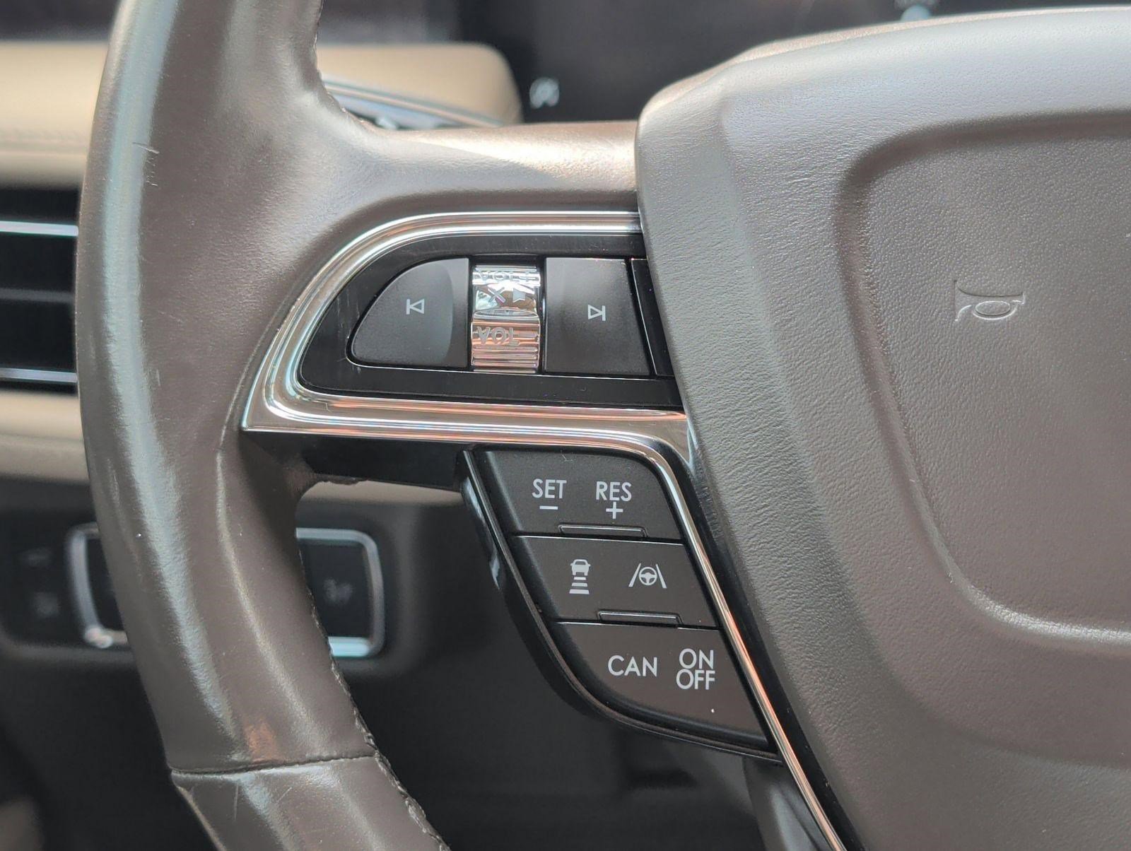 Used 2022 Lincoln Nautilus Reserve w/ Equipment Group 201A image 14