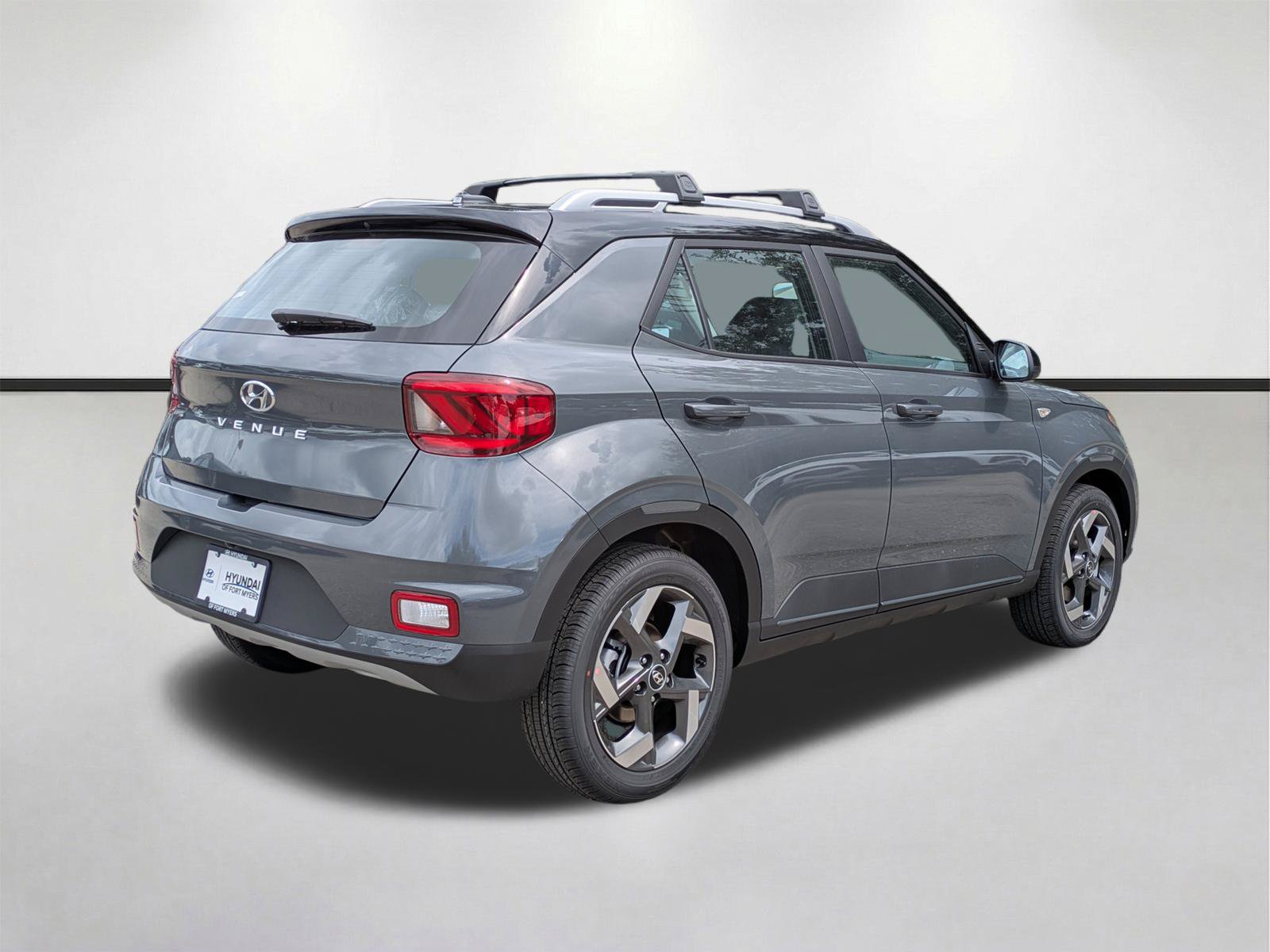 New 2026 Hyundai Venue SEL FWD image 5