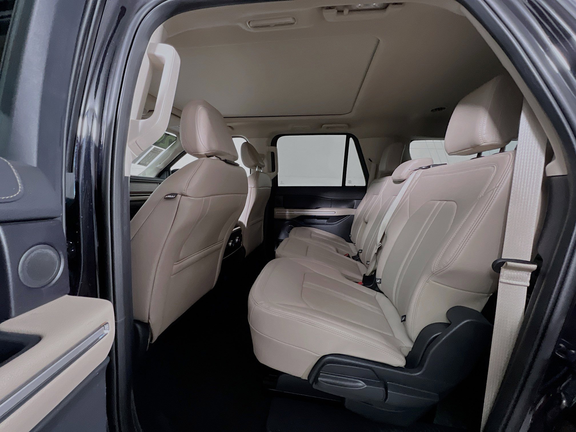 Used 2024 Ford Expedition Max Limited image 29