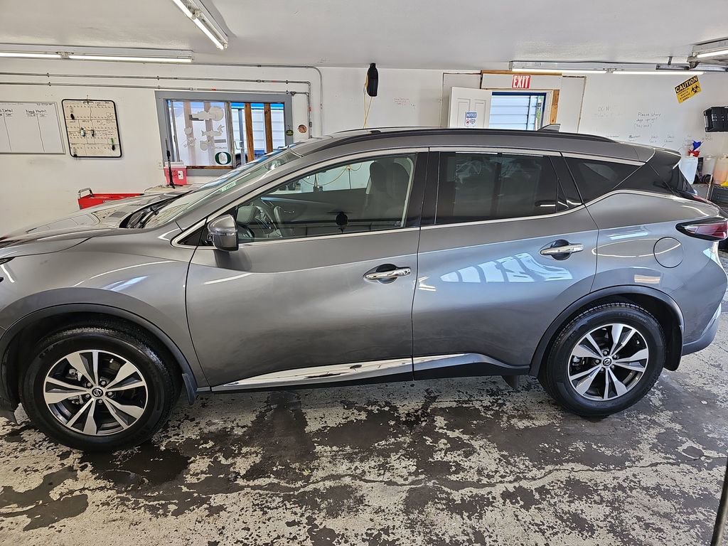 Used 2021 Nissan Murano SV AWD/4WD image 3