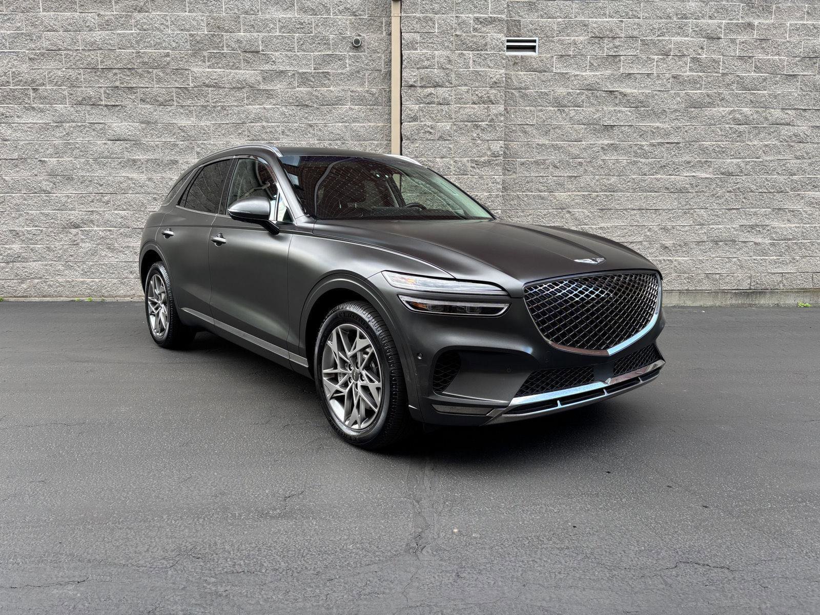 Used 2023 Genesis GV70 2.5T w/ Advanced Package AWD/4WD video 1