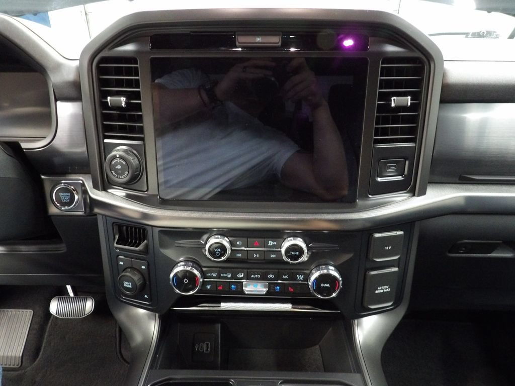 Used 2025 Ford F150 Lariat AWD/4WD image 20