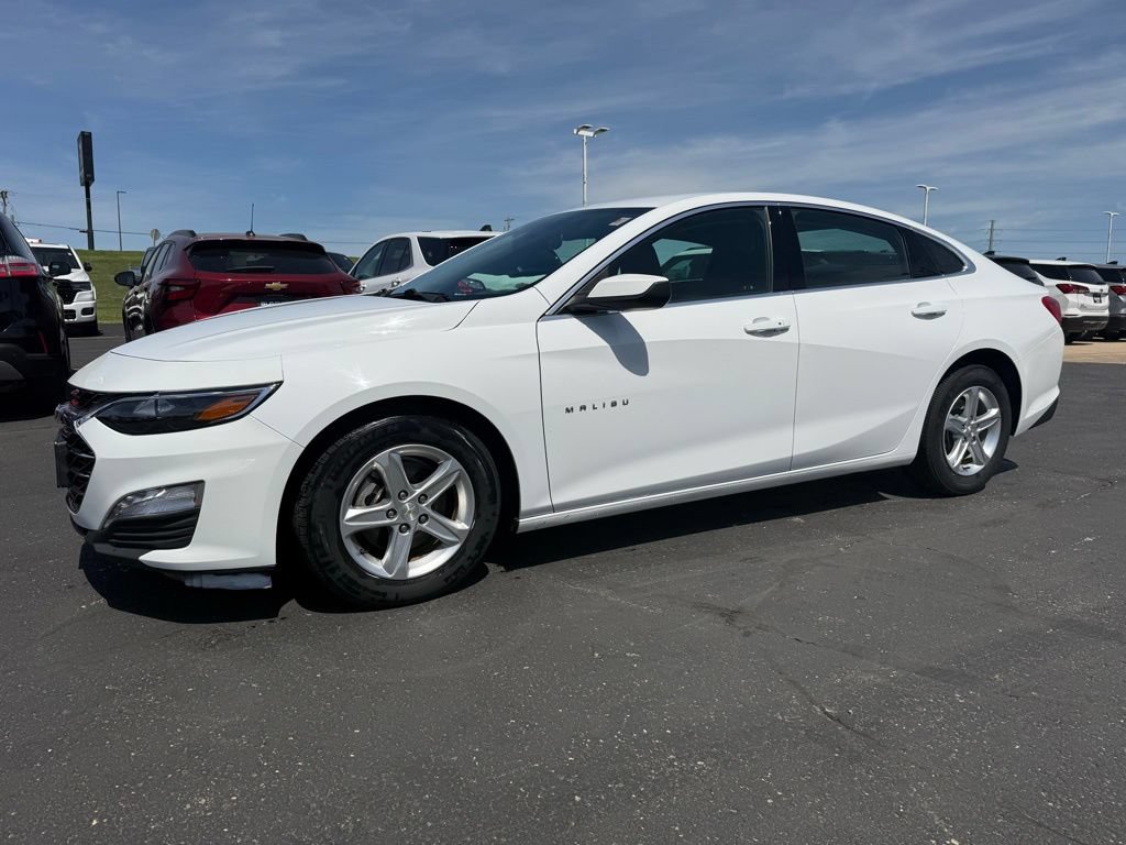 Used 2023 Chevrolet Malibu LT FWD image 5