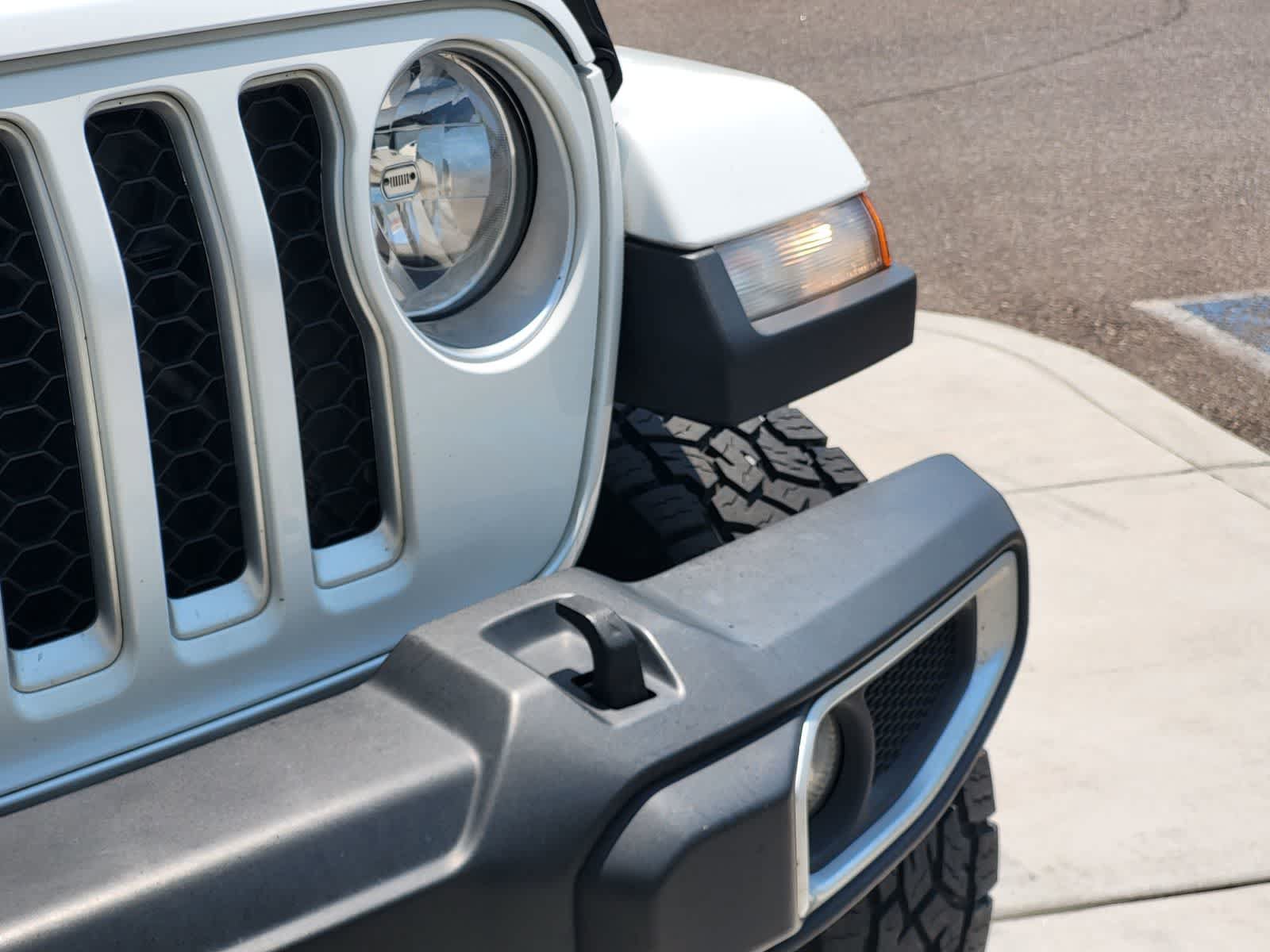 Used 2023 Jeep Gladiator Overland w/ Popular Equipment Package AWD/4WD image 7