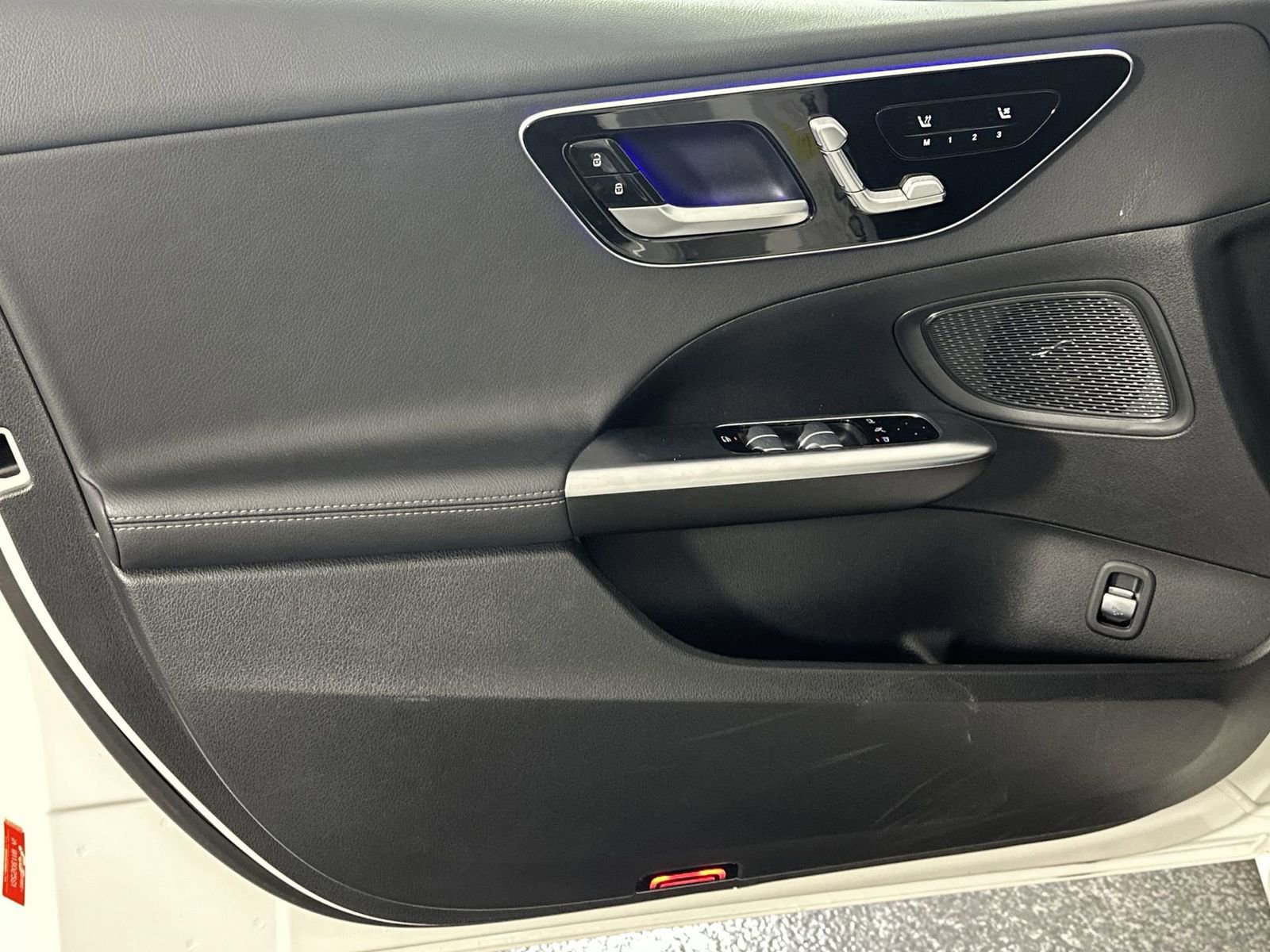 Used 2025 Mercedes-Benz C 300 Sedan image 28