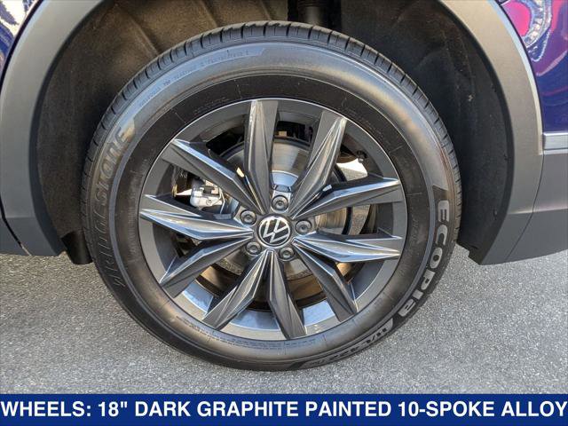 Certified 2024 Volkswagen Tiguan SE image 9
